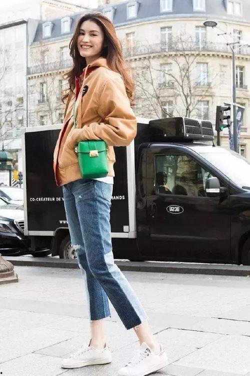 明星最近流行穿的鞋,揭秘近期热门鞋款穿搭风尚