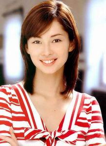 日本明星低调,揭秘日本明星的低调魅力