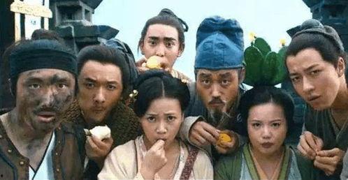 汉宫吃瓜群众,揭秘宫廷吃瓜群众的趣味生活